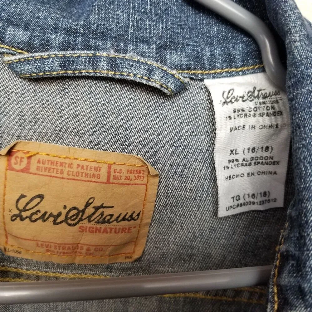 LEVI'S TRUCKER Button-Up Denim Blue Jacket - Youth‎ Size XL 16/18 With Stretch